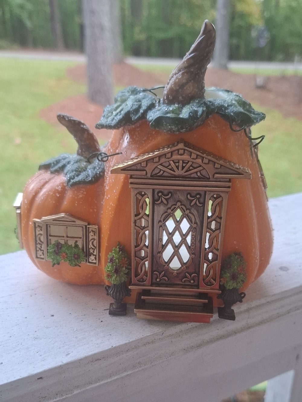 Vintage PartyLite "Veggie Village" Pumpkin Cottage Tealight Candle Holder